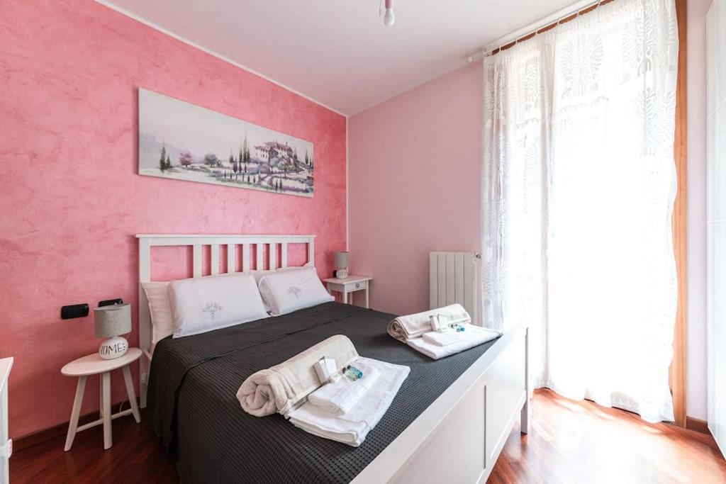 Appartamento Caterina A 5 Minuti Da Milano Fiere E San Siro Con Wifi-Netflix-Free Parking מראה חיצוני תמונה