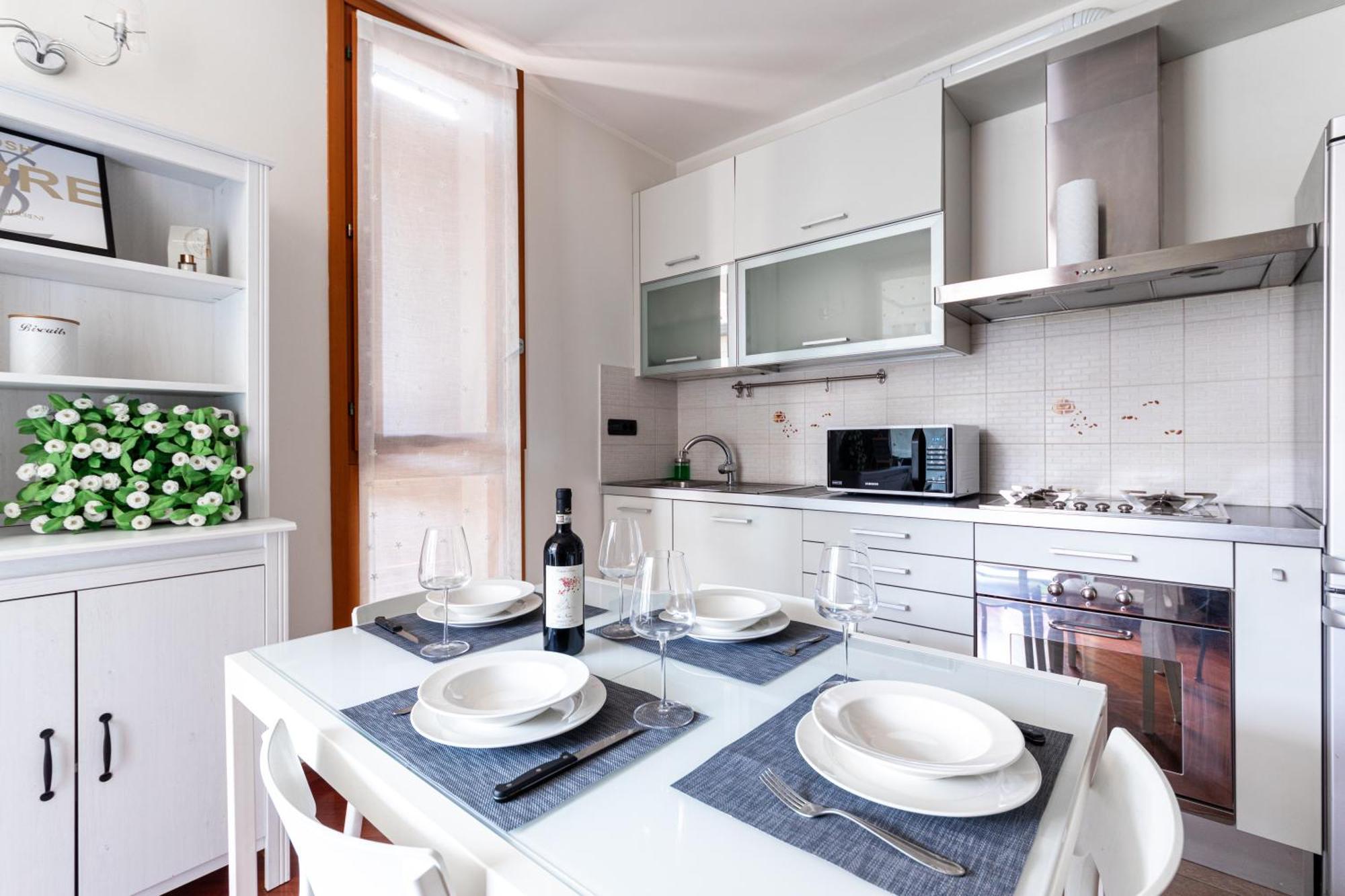 Appartamento Caterina A 5 Minuti Da Milano Fiere E San Siro Con Wifi-Netflix-Free Parking מראה חיצוני תמונה