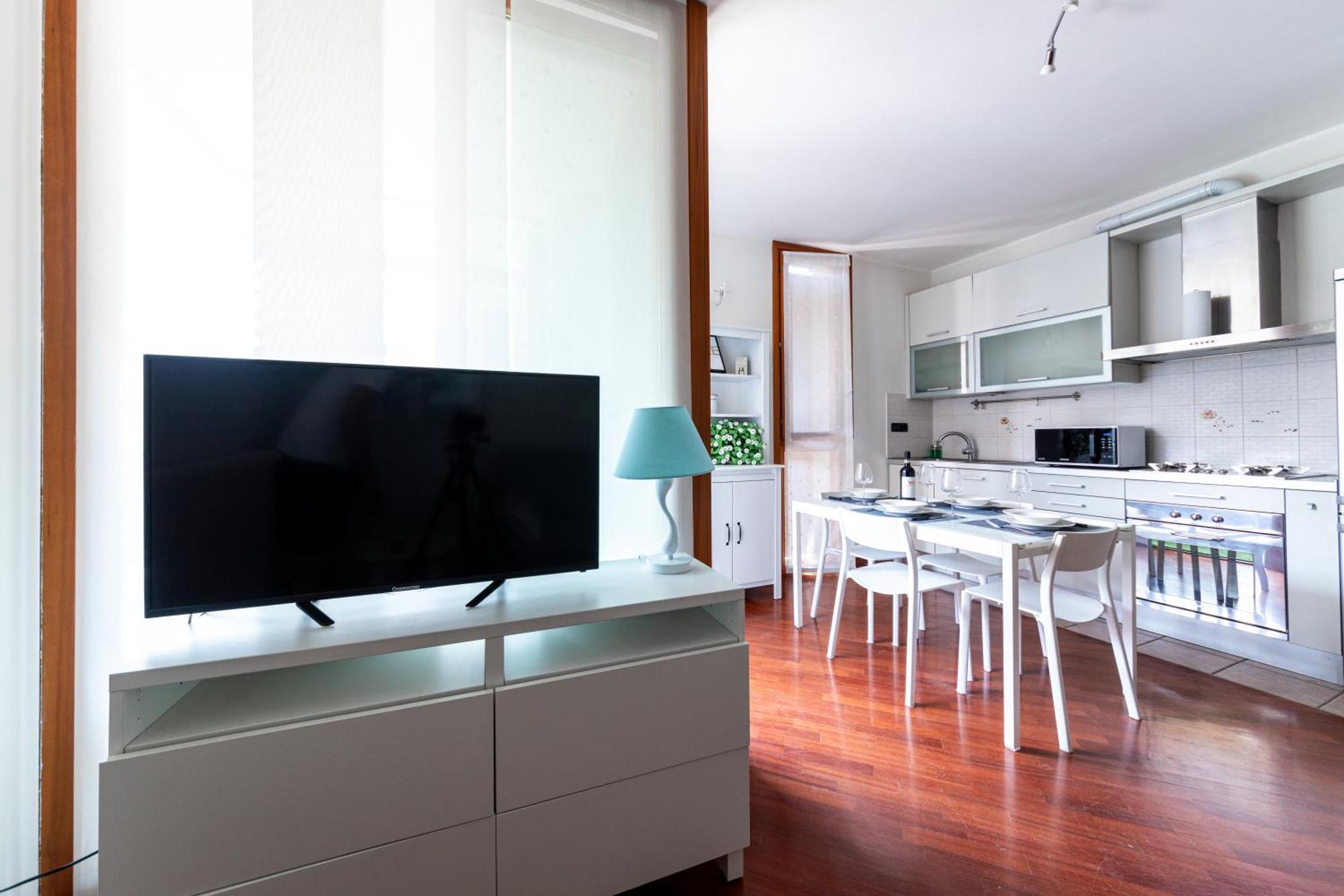 Appartamento Caterina A 5 Minuti Da Milano Fiere E San Siro Con Wifi-Netflix-Free Parking מראה חיצוני תמונה